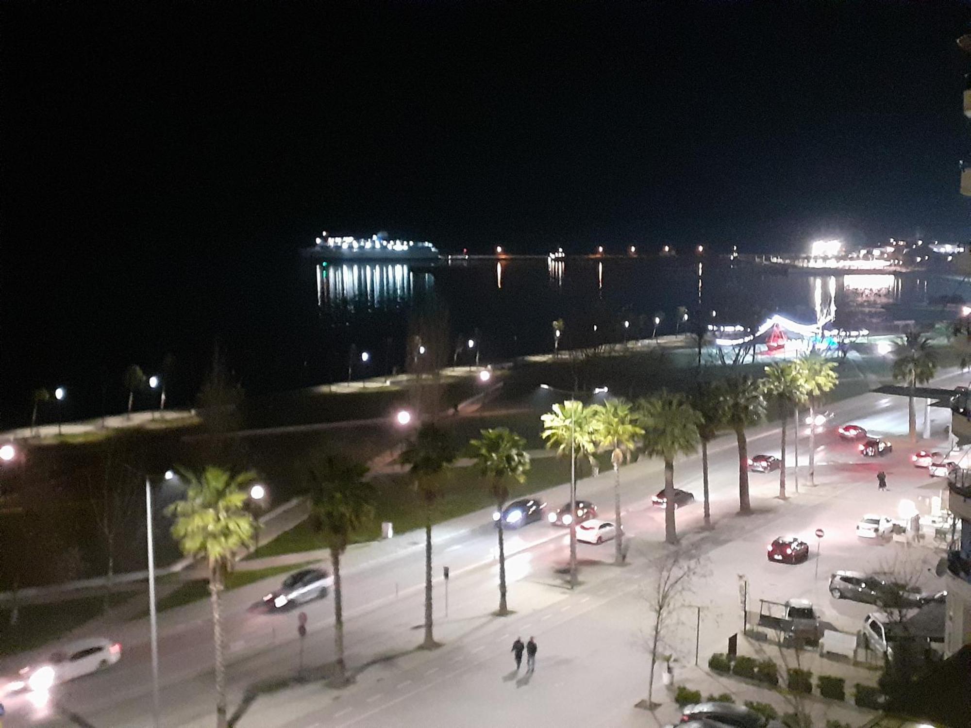 Seaside Apartment Vlorë エクステリア 写真